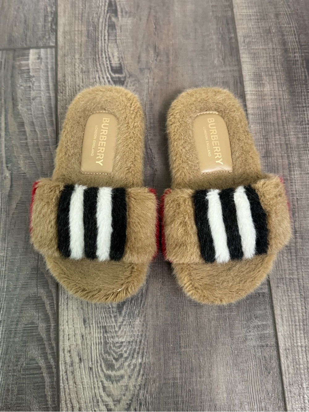 Burberry Kids Tan Fuzzy Slide Slippers (sz 11 US/28 EU)
